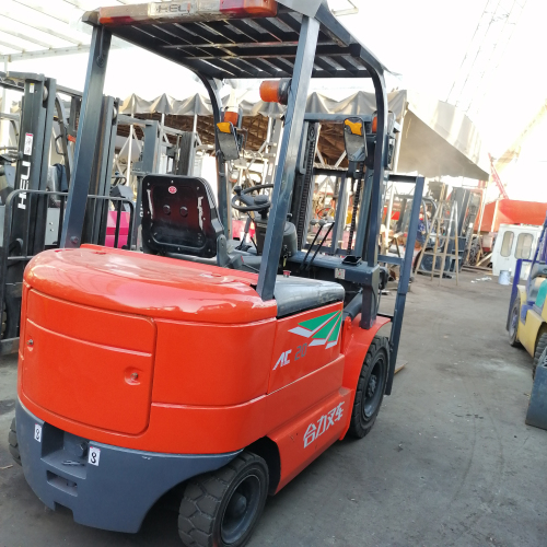 合力電動(dòng)叉車